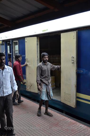 Nilgiri-Blue-Mountain-Train, Mettupalayam - Coonoor_DSC5338_H600